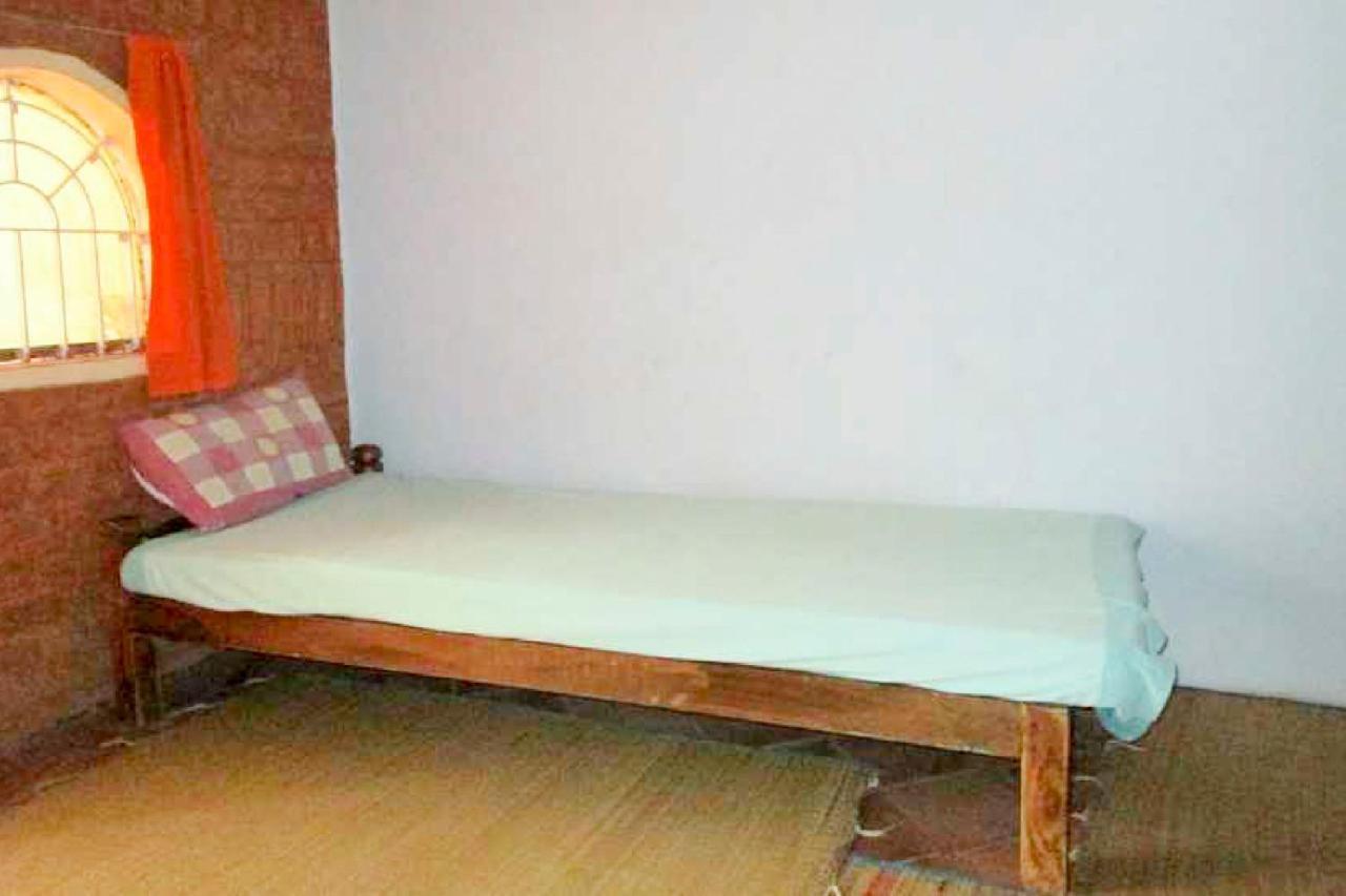 1 Bedroom Guest House In Kuyilapalyam, Puducherry, By Guesthouser Auroville Esterno foto